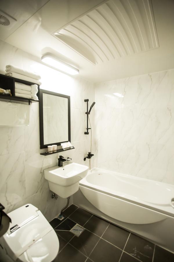 Gallery Tourist Hotel Τσεονγκού Εξωτερικό φωτογραφία