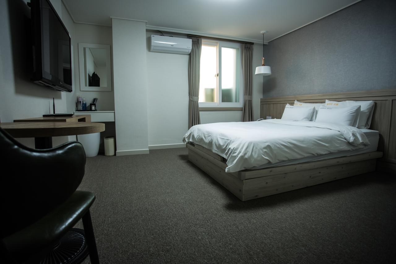 Gallery Tourist Hotel Τσεονγκού Εξωτερικό φωτογραφία